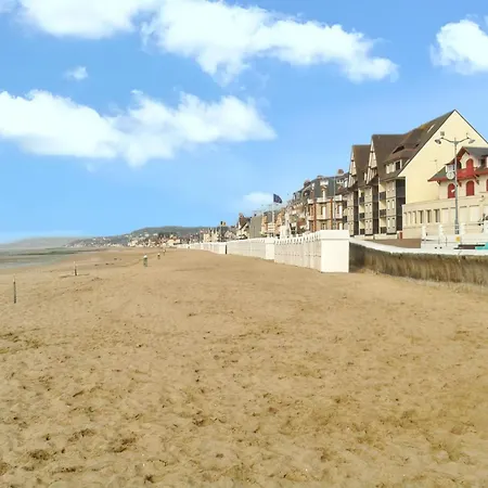 A Villers-sur-mer, 30 M², Avec Terrasse *