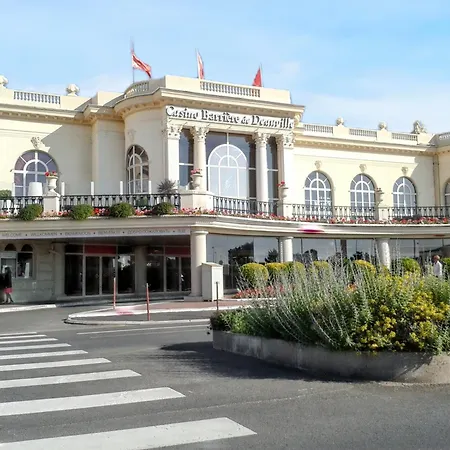 Apartment A Villers-sur-mer, 30 M², Avec Terrasse