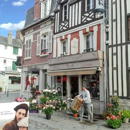 A Villers-sur-mer, 30 M², Avec Terrasse Apartment