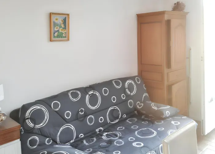 Apartment A Villers-sur-mer, 30 M², Avec Terrasse *