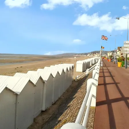 A Villers-sur-mer, 30 M², Avec Terrasse Apartman